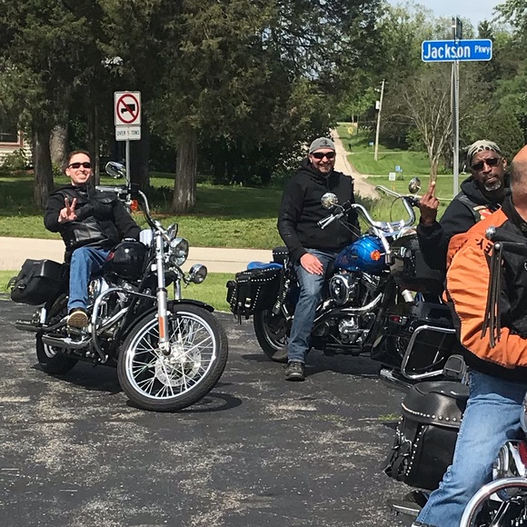 Meet your Posher, Samuel - Picture 1 of 2